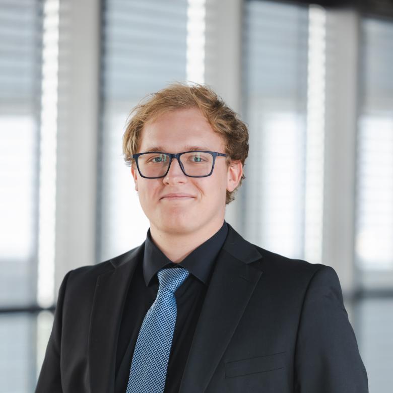 Marc Toiflhart Marc Toiflhart
